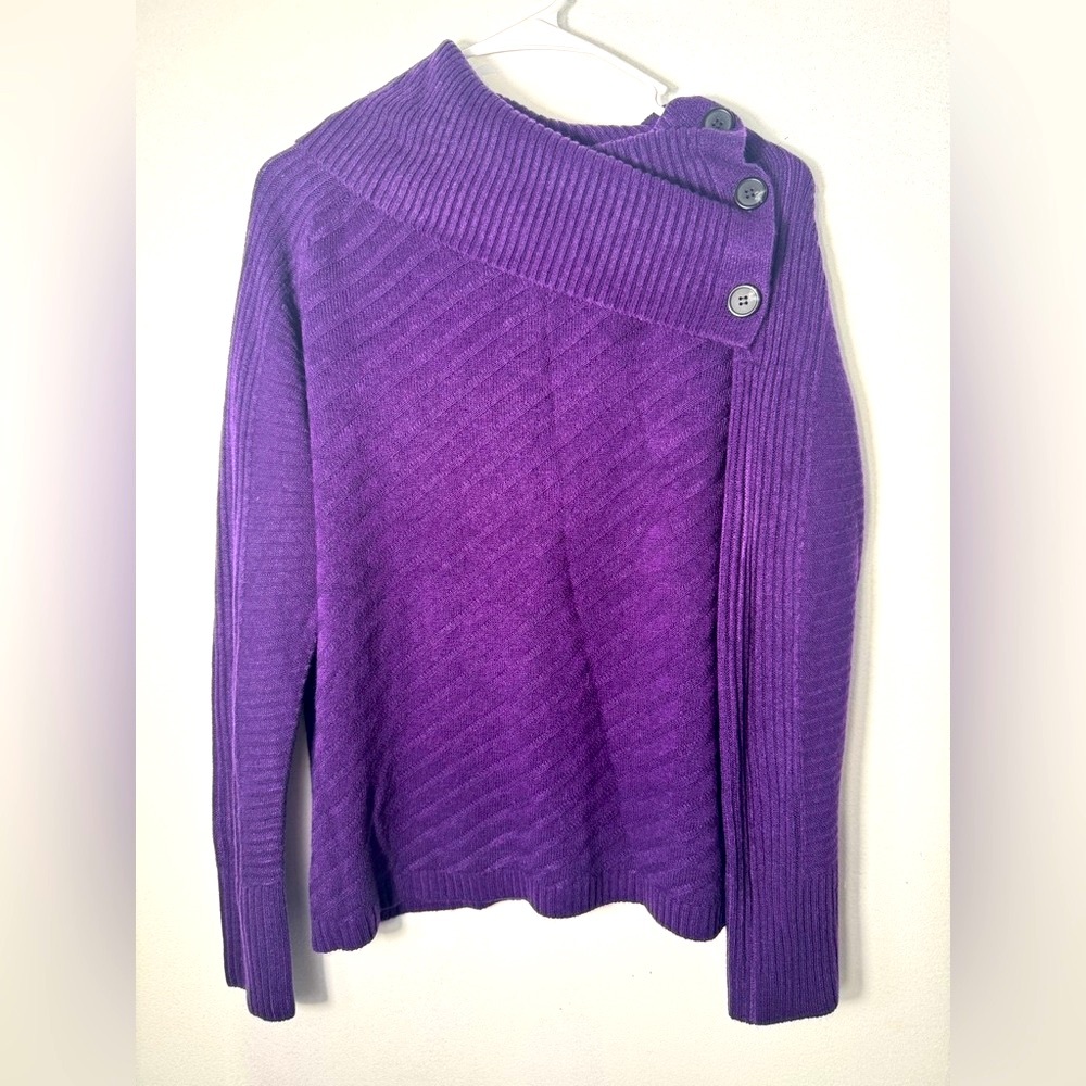 NWT ✨Liz Claiborne Vibrant Purple Asymmetrical Button Sweater |